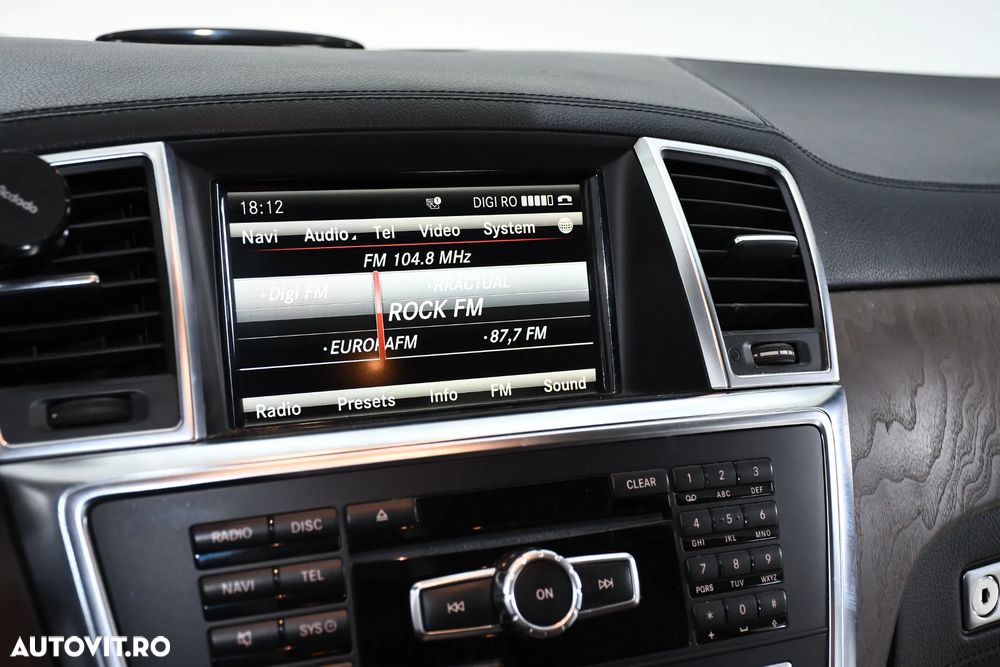 Mercedes-Benz GL - 16