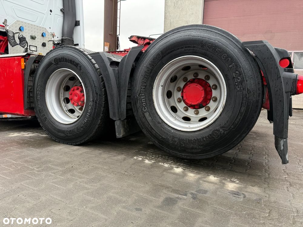 Mercedes-Benz Actros - 39