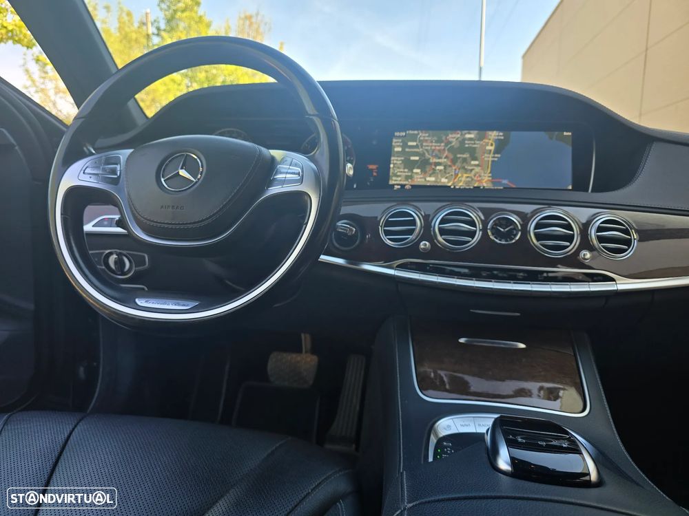 Mercedes-Benz S 300 BlueTEC Hybrid - 11