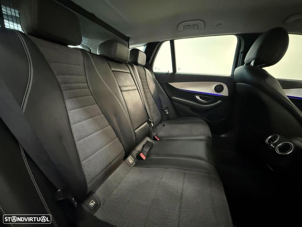 Mercedes-Benz E 300 de Avantgarde - 12