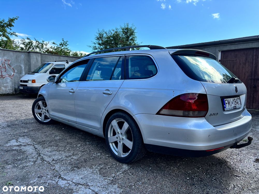 Volkswagen Golf 2.0 TDI Comfortline - 4