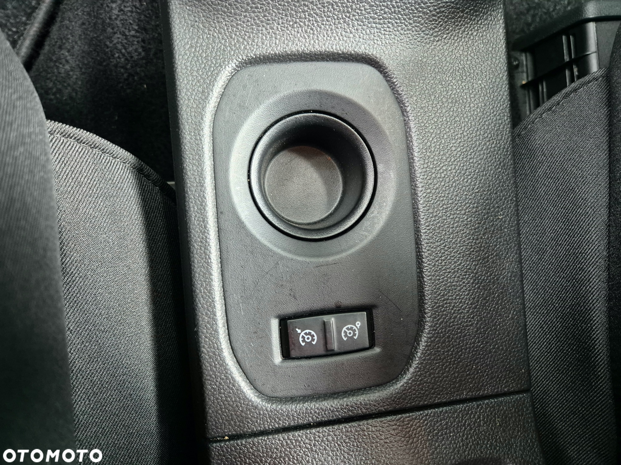Dacia Duster 1.3 TCe Prestige+ - 29