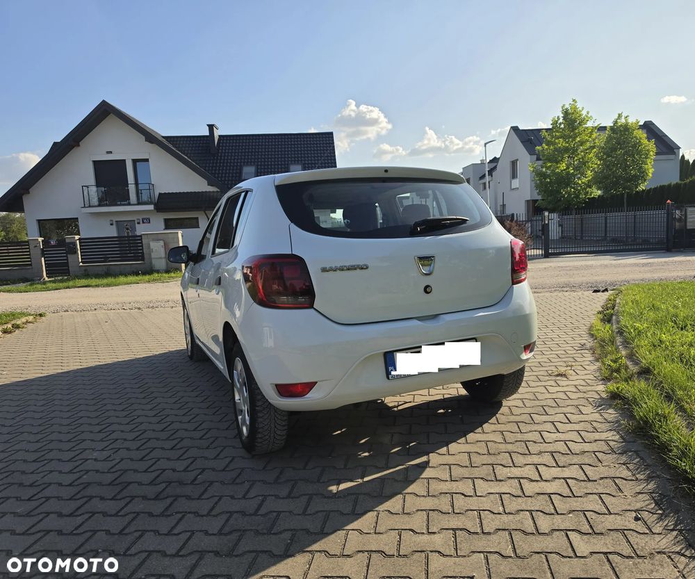 Dacia Sandero 1.2 16V 75 Essentiel - 15