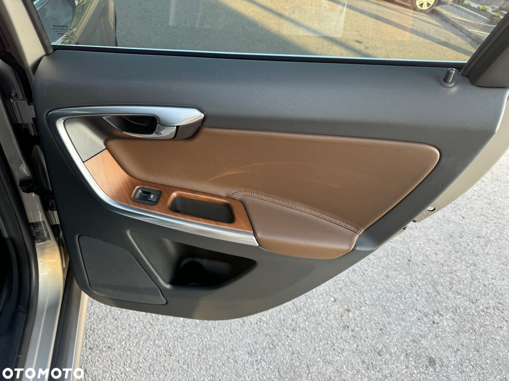 Volvo XC 60 D4 Geartronic Summum - 10