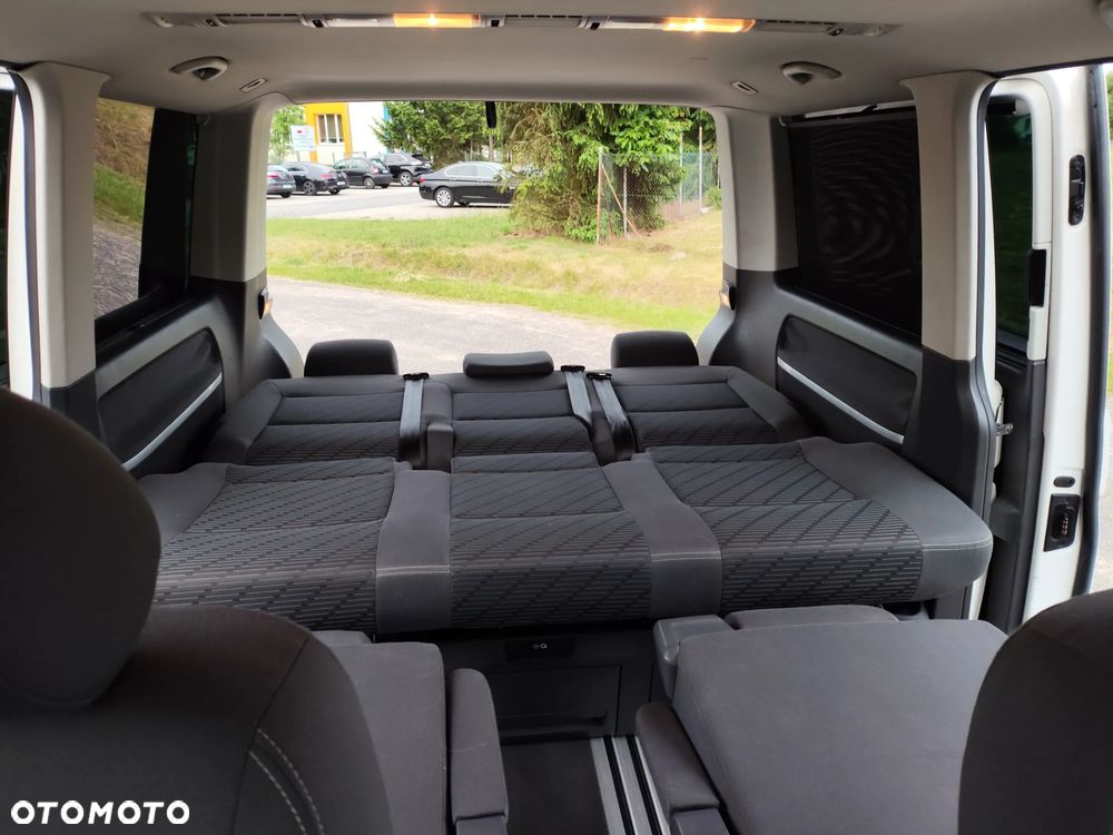 Volkswagen Multivan - 4