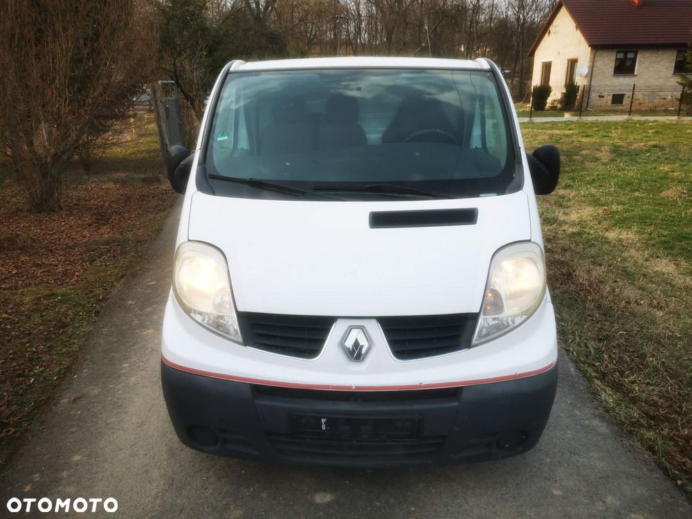 Renault Trafic - 1