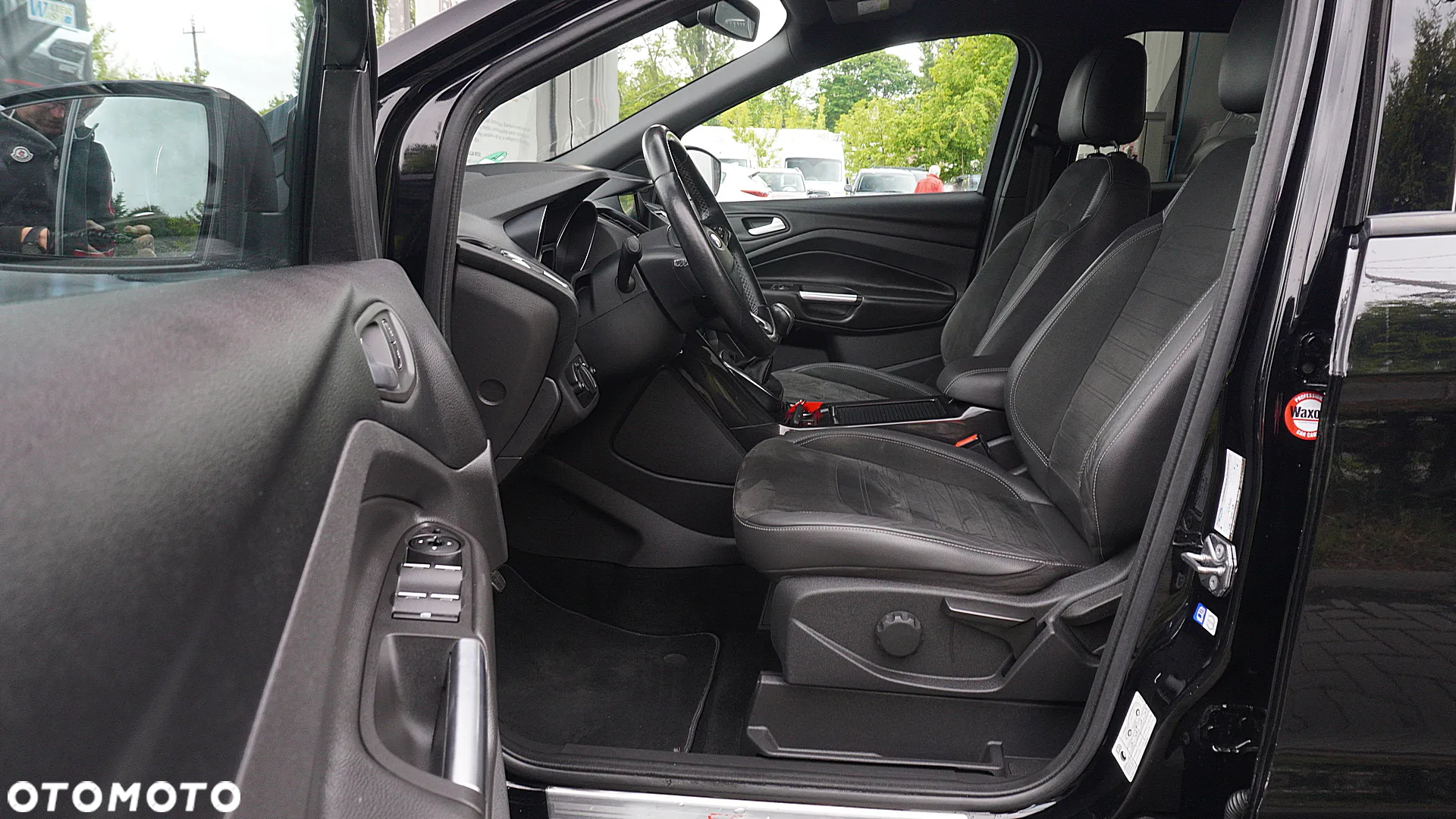 Ford Kuga 1.5 EcoBoost FWD ST-Line ASS - 25