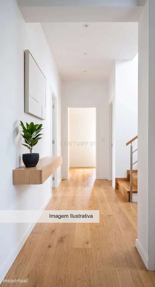 Moradia Isolada de 4 Frentes com Elevado Potencial em Penafiel - Grande imagem: 3/31