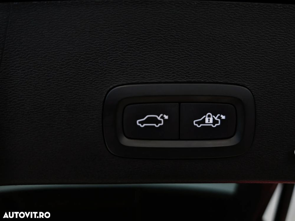 Volvo XC 40 T4 Recharge DKG Inscription Expression - 24