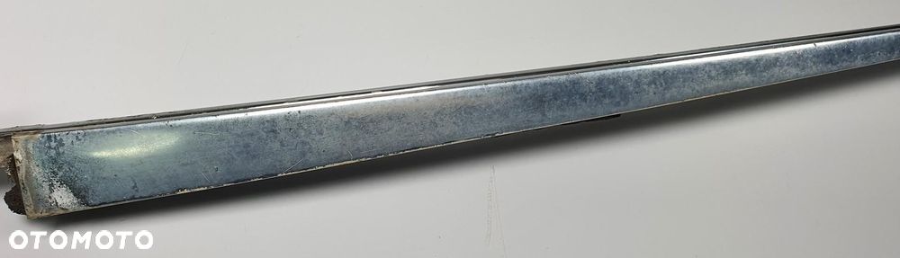 LISTWA OZDOBNA DRZWI LEWY PRZÓD MERCEDES W115 W114 - 3