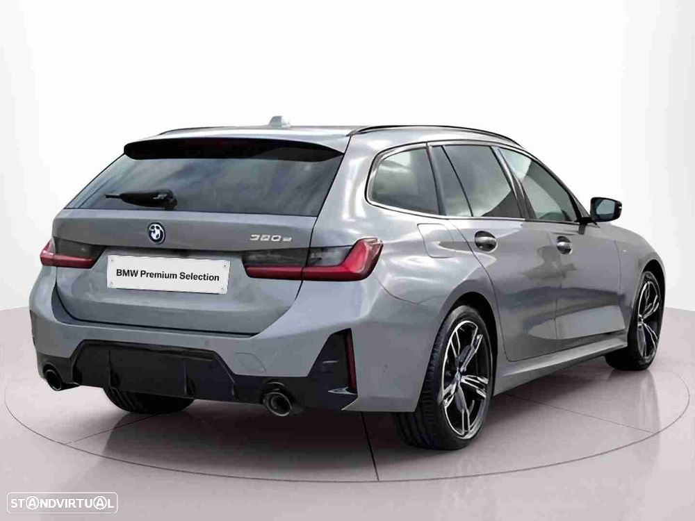 BMW 320 e Touring Auto - 2