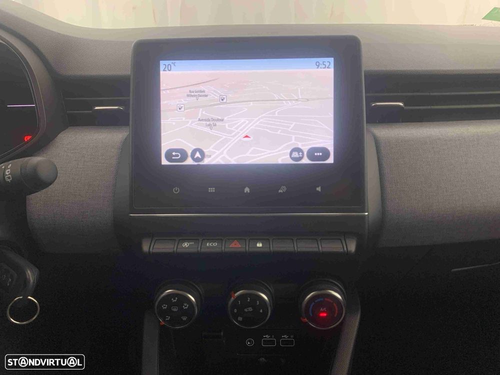 Renault Clio 1.0 TCe Evolution Bi-Fuel - 11