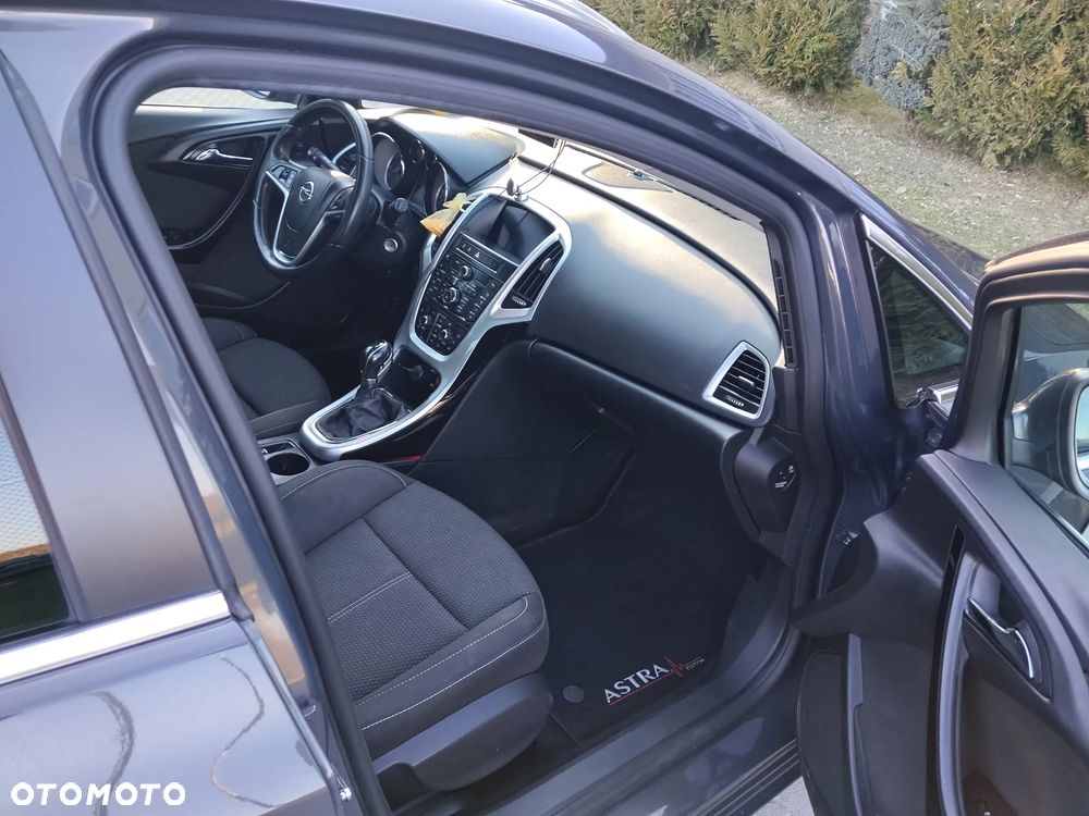 Opel Astra 1.6 CDTI Cosmo - 12