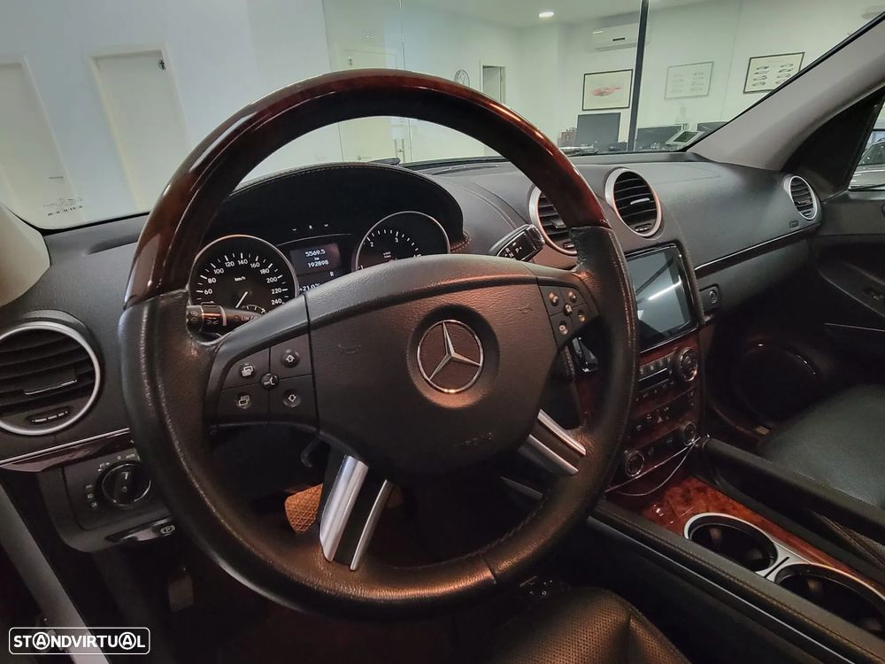 Mercedes-Benz GL 320 CDi - 20