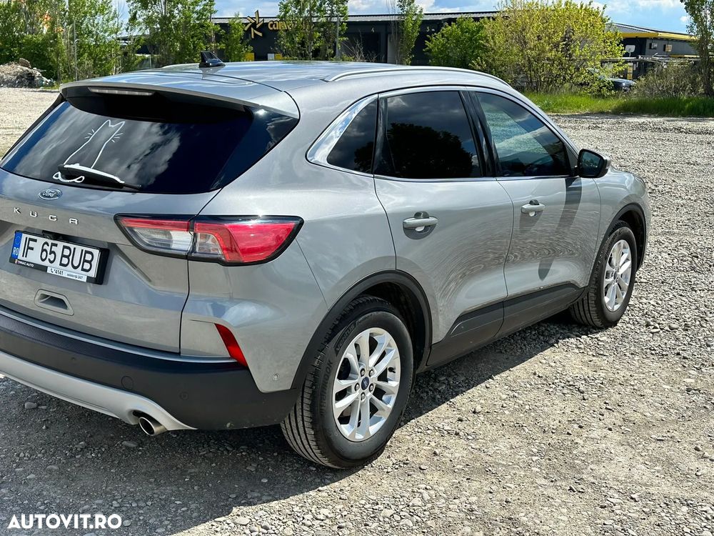 FORD Kuga 2020 — imagine 3