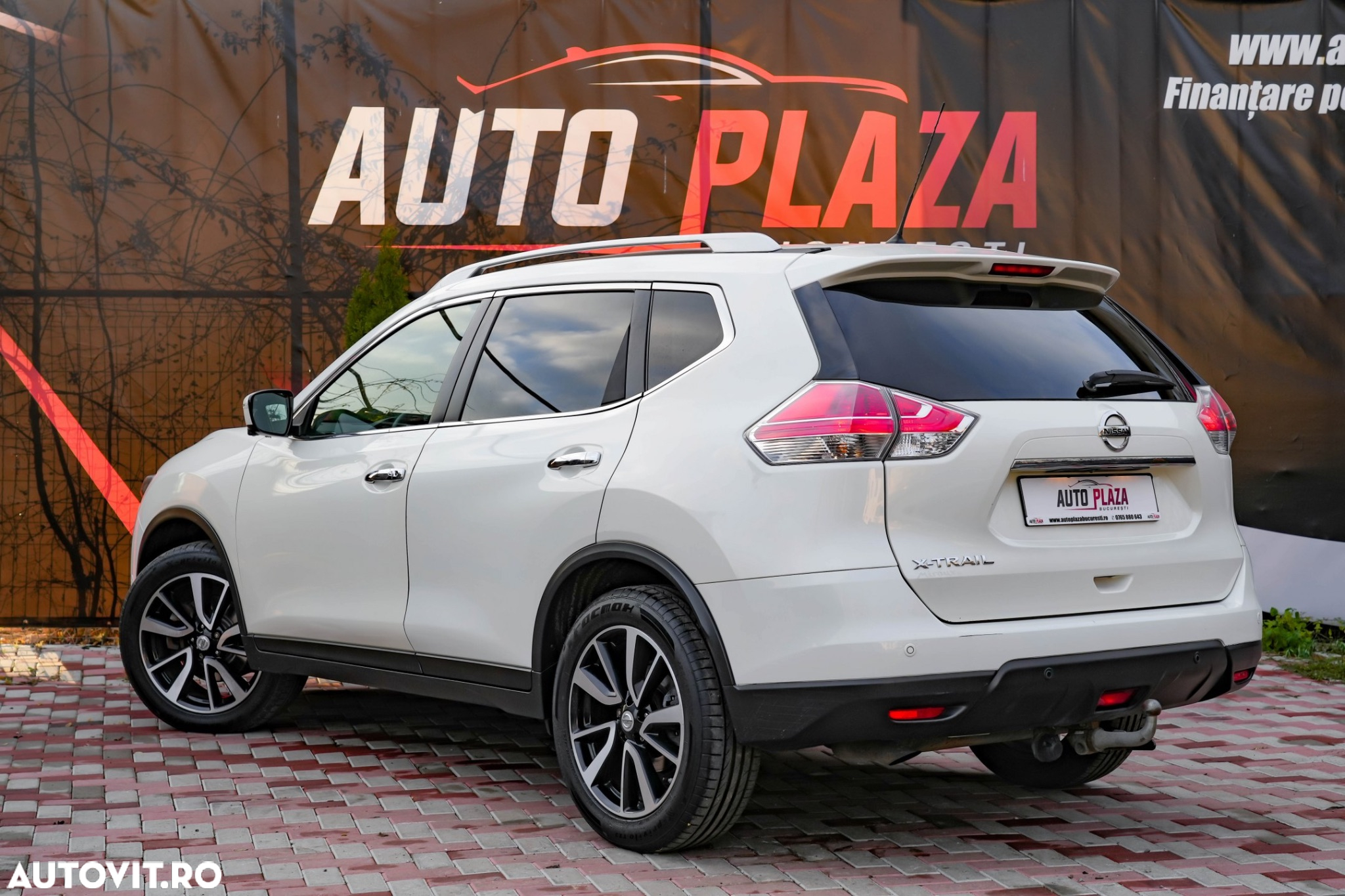 Nissan X-Trail 1.6L dCI Start/Stop XTRONIC Tekna - 6