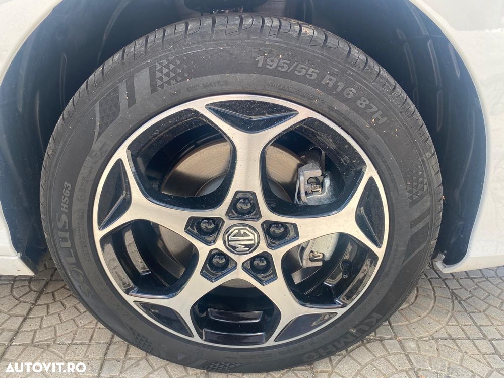 MG MG3 1.5 GDI HEV Exclusive - 22