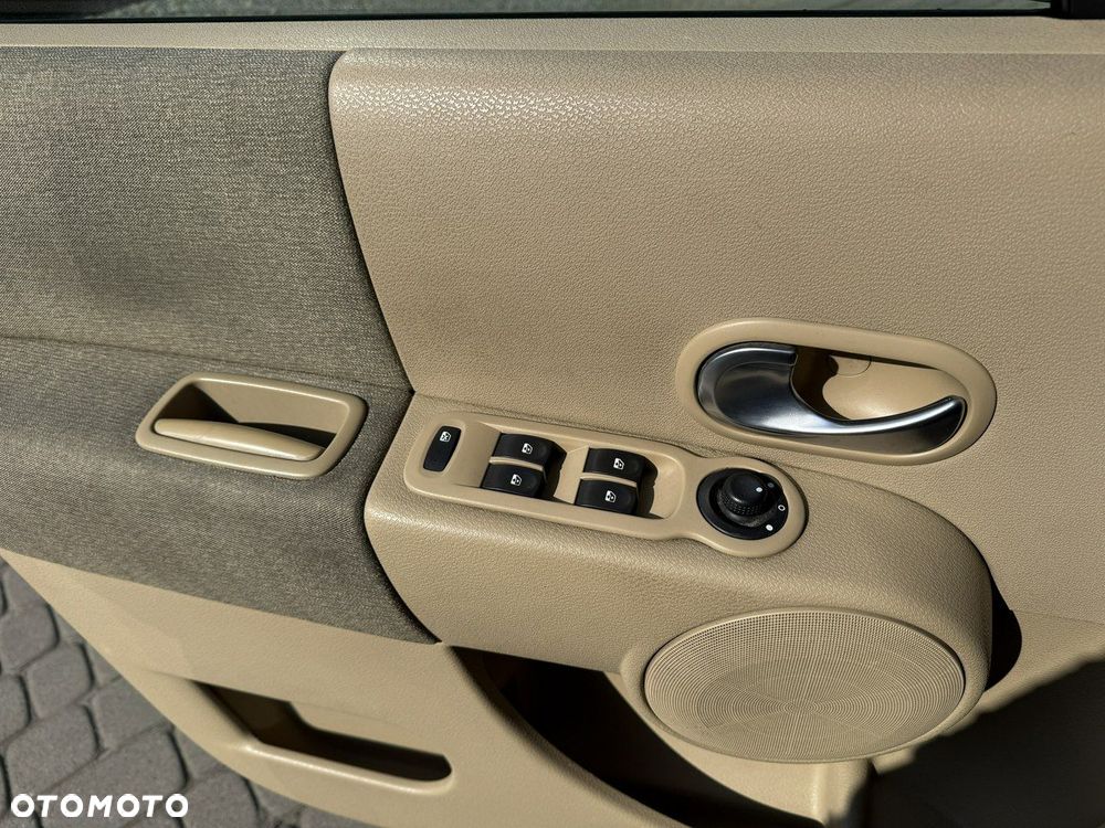 Renault Modus 1.6 16V Privilege - 16