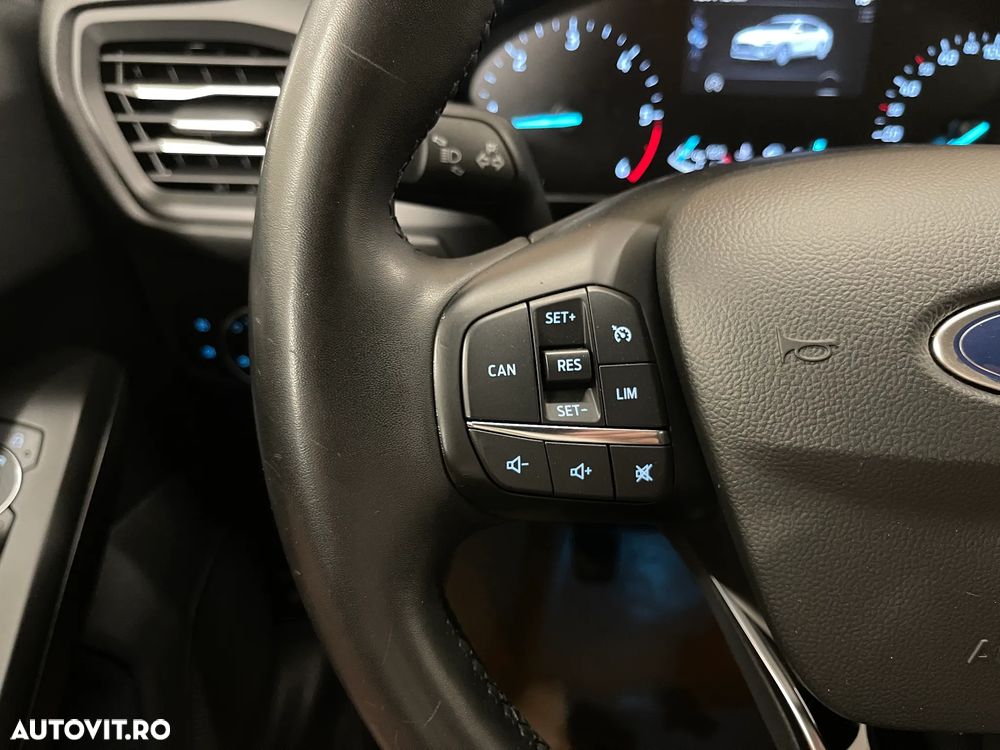Ford Focus 1.5 EcoBlue Titanium - 22