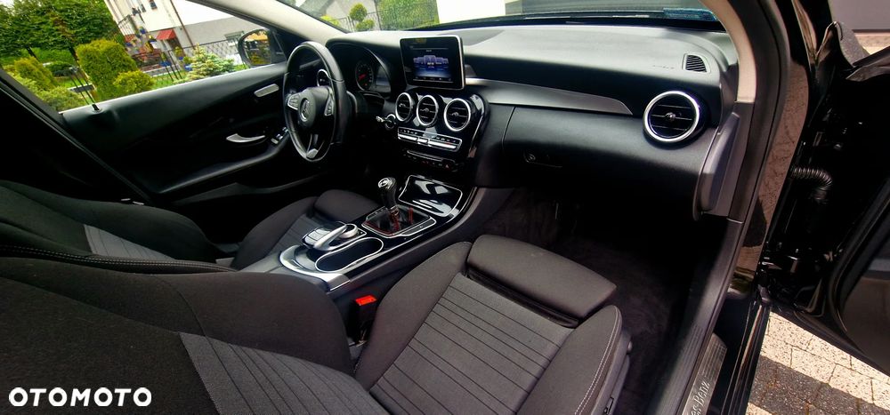 Mercedes-Benz Klasa C 200 (BlueTEC) d Avantgarde - 34