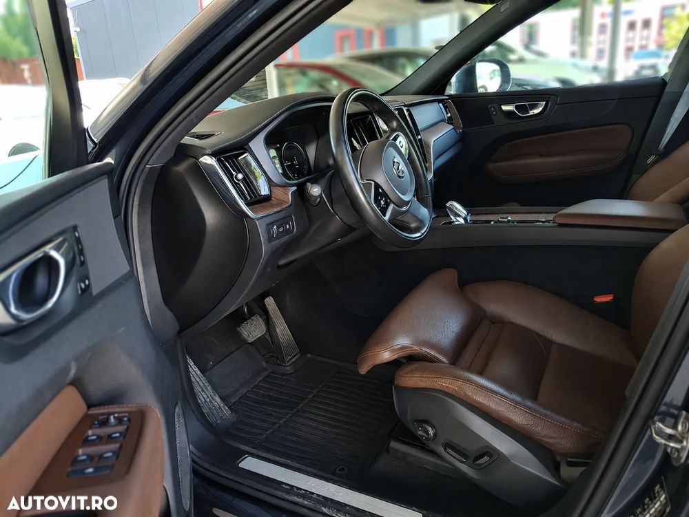 Volvo XC 60 Recharge T8 Twin Engine eAWD Inscription - 17
