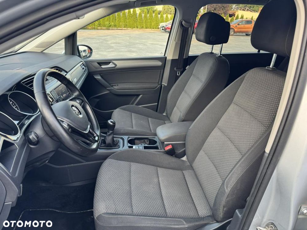 Volkswagen Touran 2.0 TDI BMT Comfortline - 6