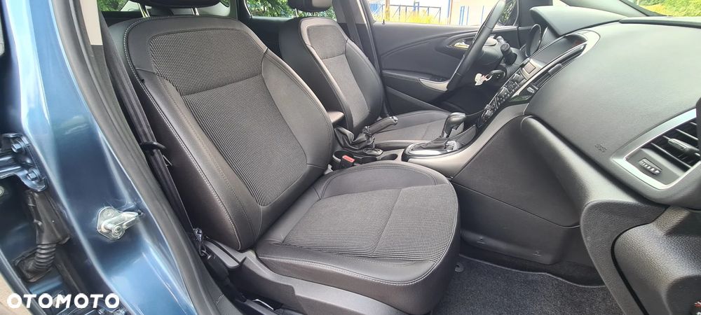 Opel Astra 1.4 T Cosmo - 19