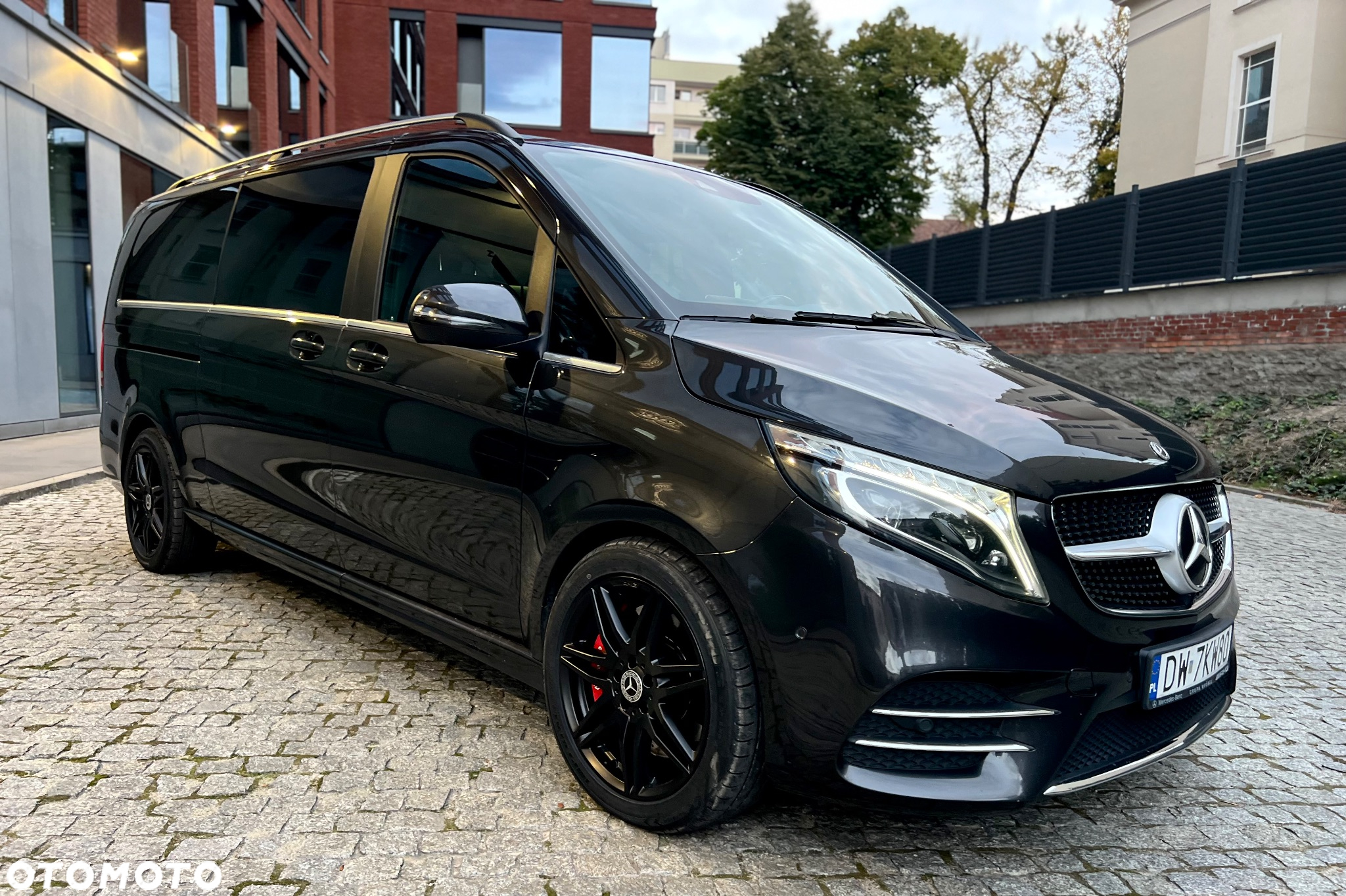 Mercedes-Benz Klasa V 300 d 4-Matic Avantgarde 9G-Tronic (ekstra d³) - 4