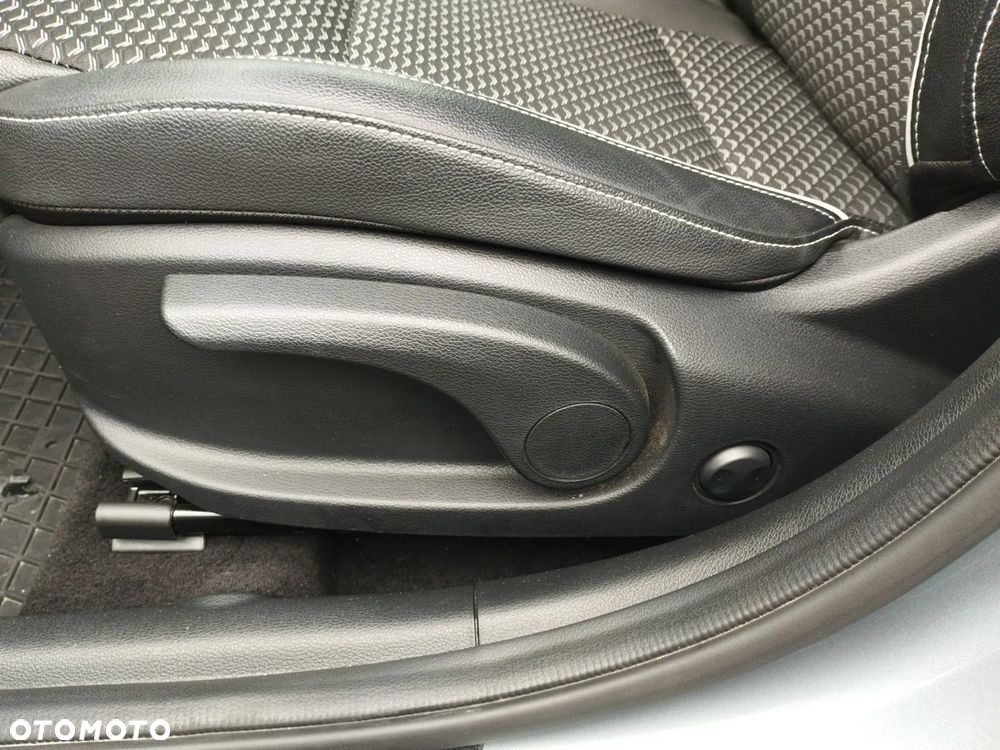 Kia Ceed 1.5 T-GDI Tribute - 37