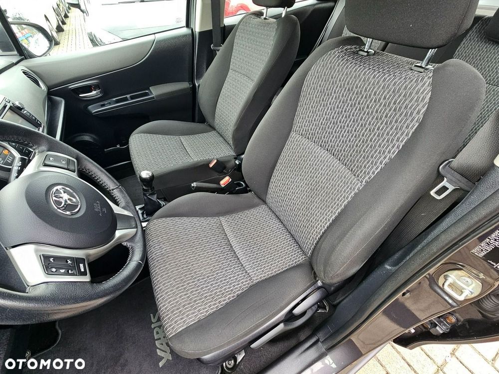 Toyota Yaris - 36