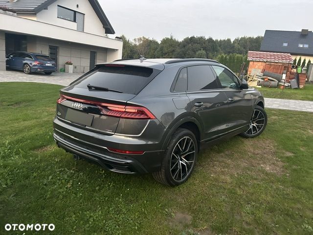Audi Q8 55 TFSI mHEV Quattro Tiptronic - 8