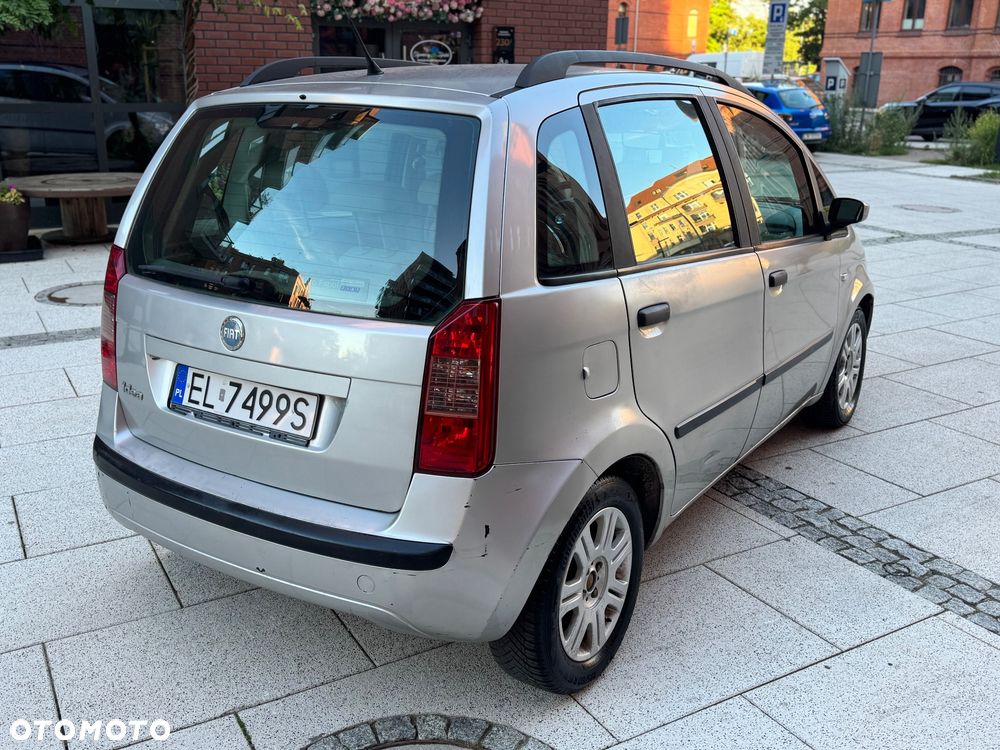 Fiat Idea 1.4 16V Dynamic - 2