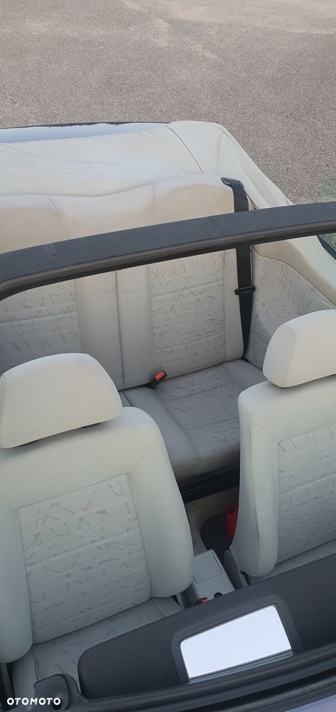 Volkswagen Golf 1.8 GT - 21