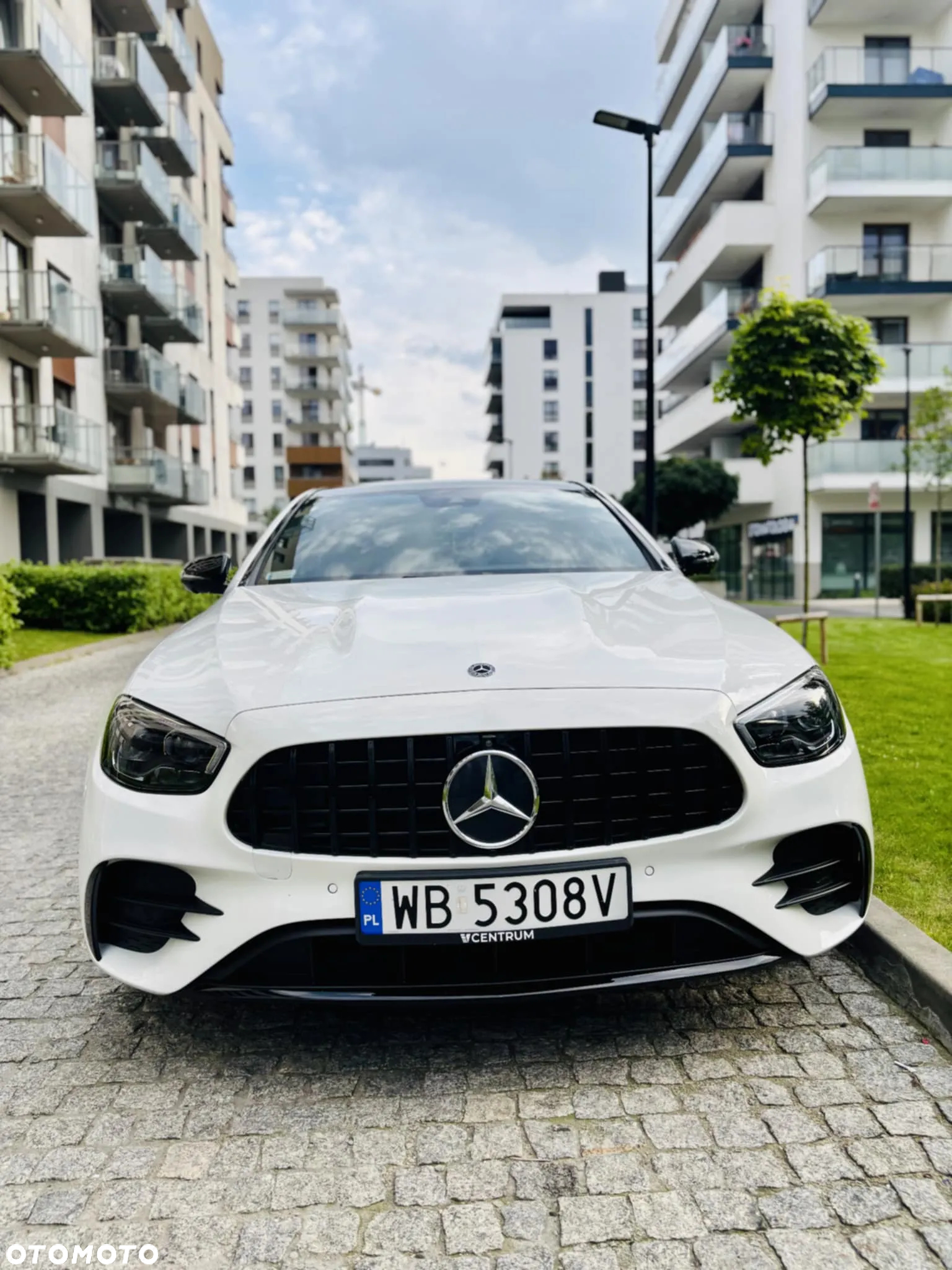 Mercedes-Benz Klasa E 220 d Coupe 4-Matic AMG - 11