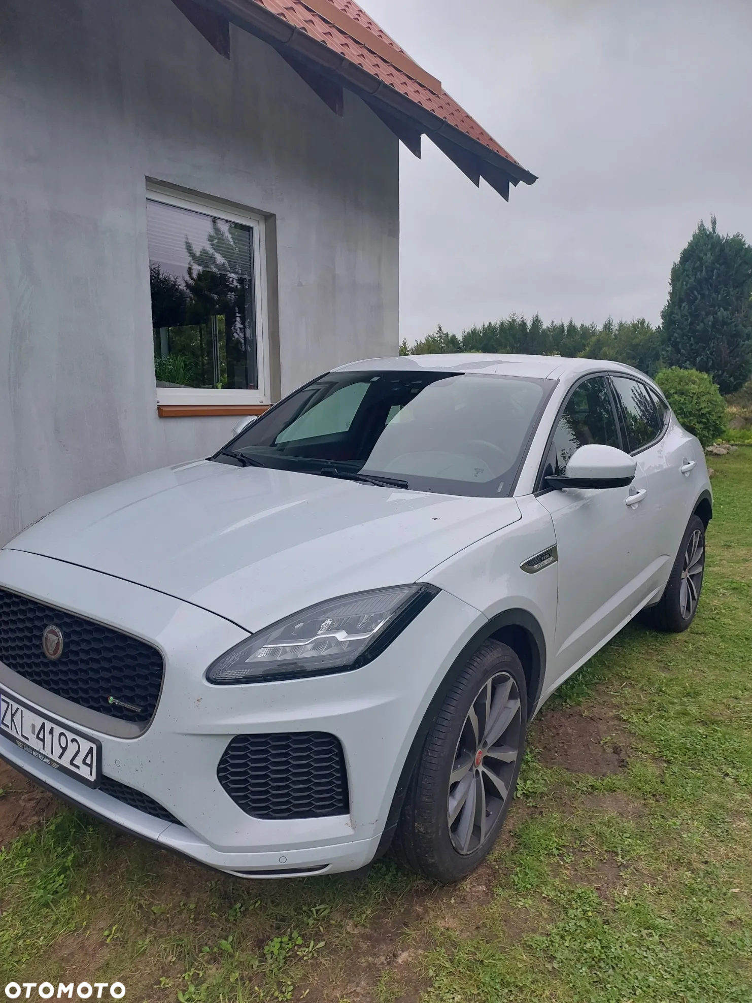Jaguar E-Pace 2.0 i4P AWD R-Dynamic HSE - 31