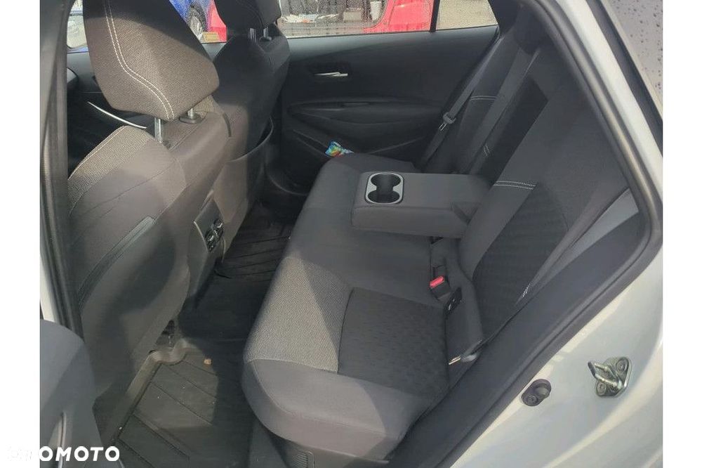 Toyota Corolla 1.8 Hybrid Comfort - 8