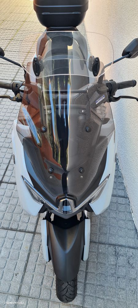 Yamaha NMAX 125 Tech MAX - 22