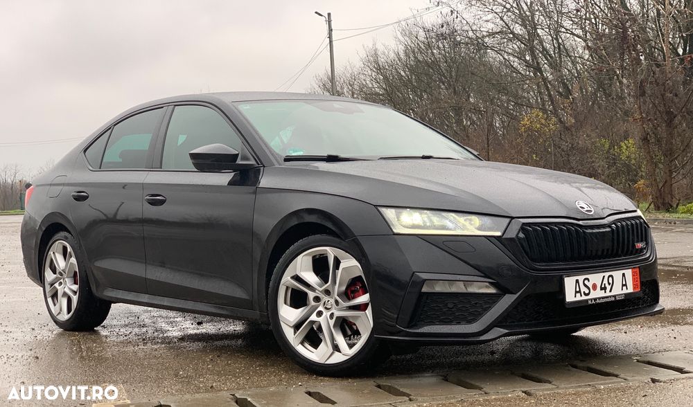 Skoda Octavia 2.0 TDI DSG RS Plus - 2