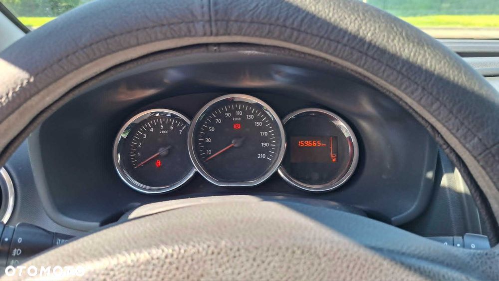 Dacia Sandero - 5