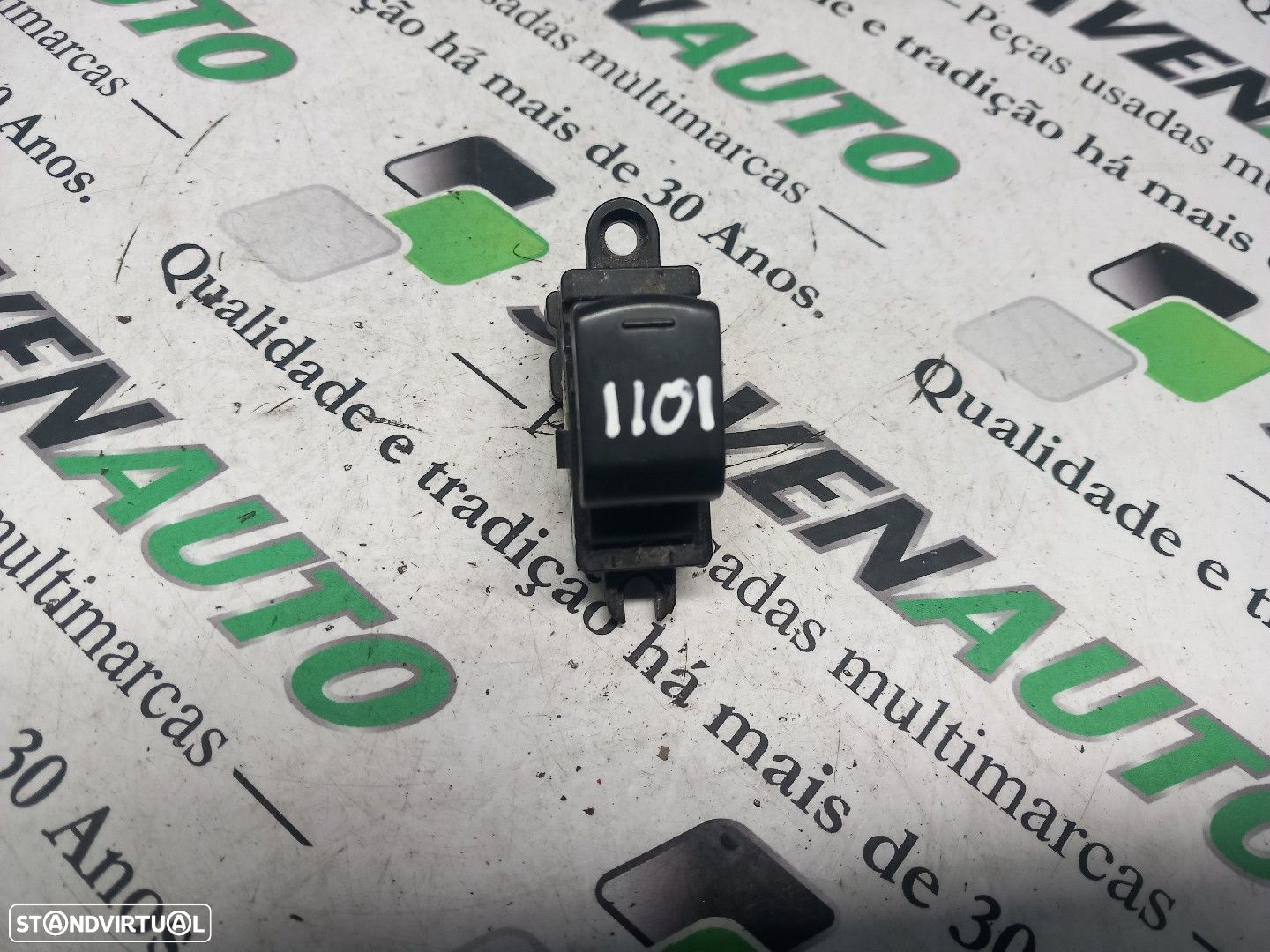 Botão / Botões / Comutador Vidro Dto Nissan Qashqai / Qashqai +2 I (J1 - 1