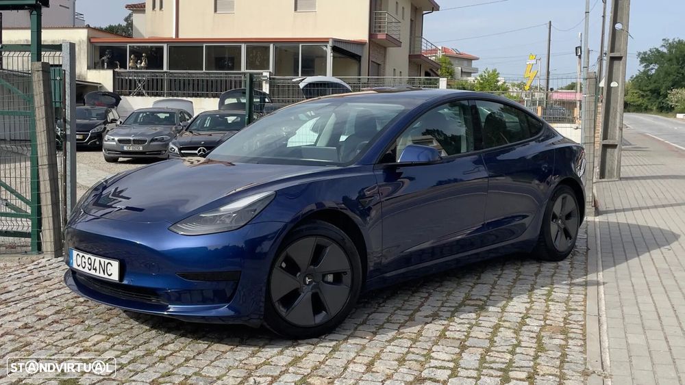 Tesla Model 3 Standard Range Plus RWD - 1