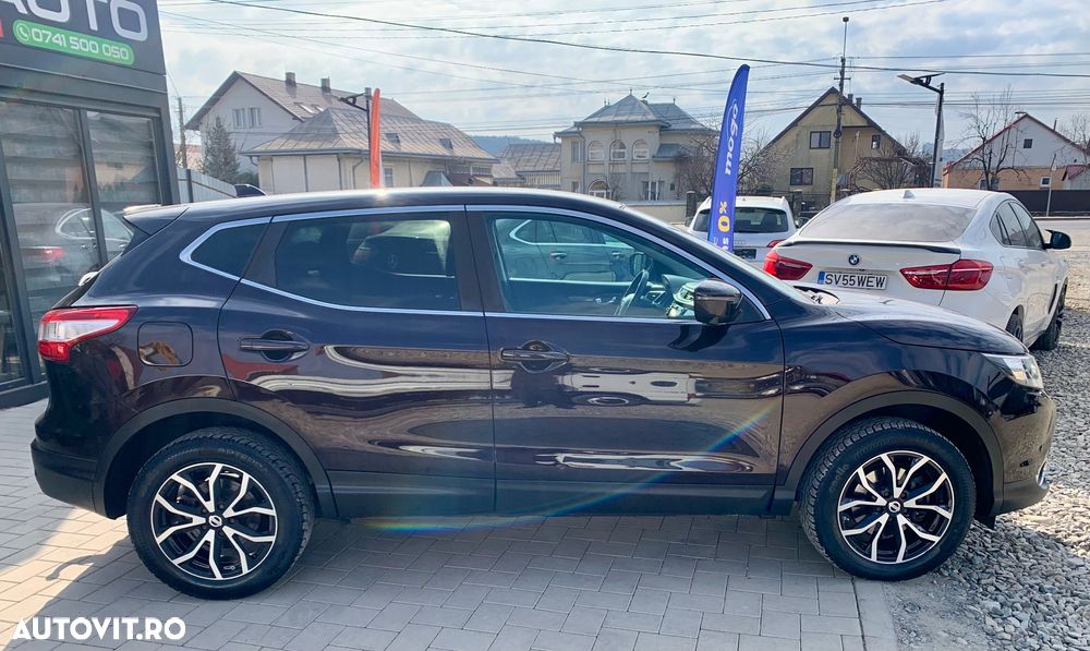 Nissan Qashqai - 2