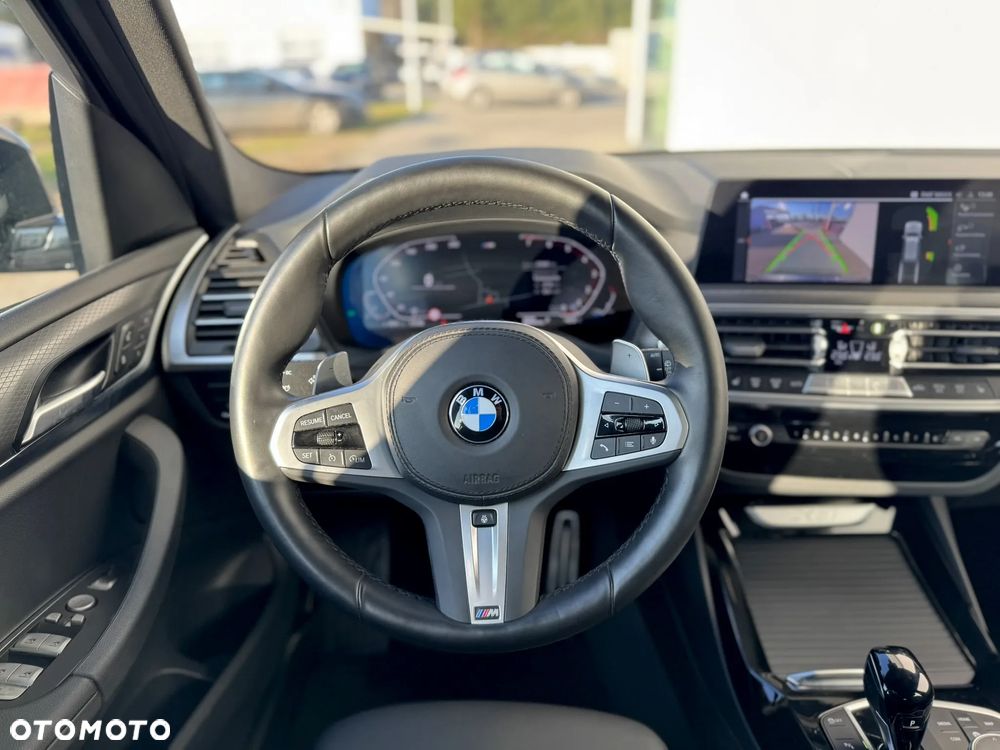 BMW X3 xDrive20i mHEV - 11