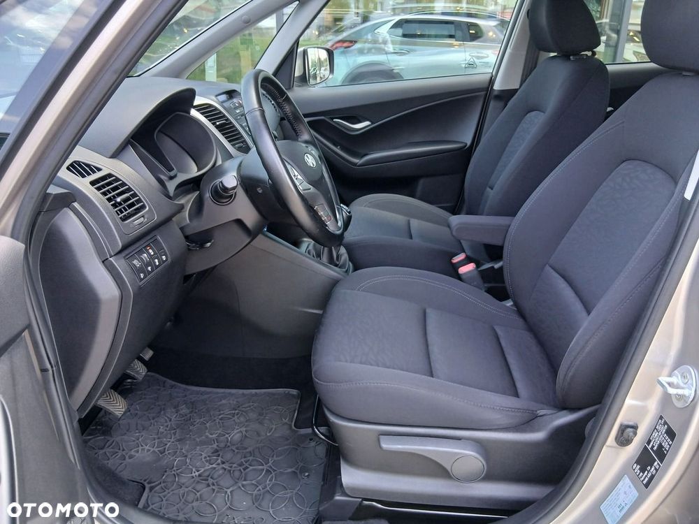Hyundai ix20 - 15