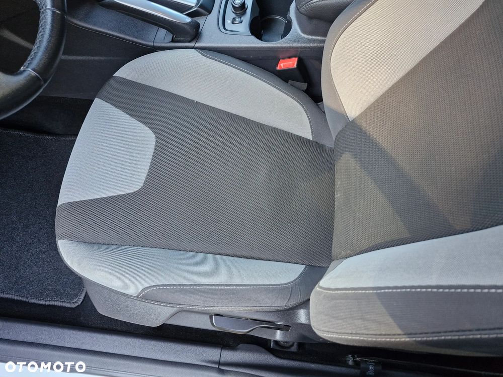 Ford Focus 1.6 TI-VCT Champions Edition - 21