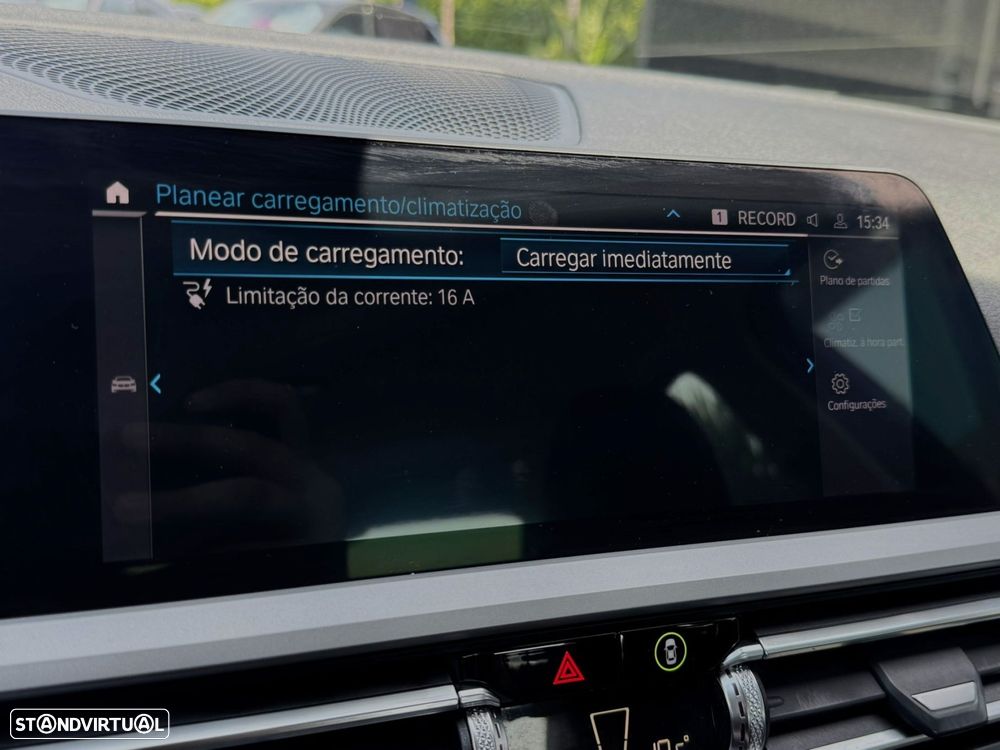 BMW 330 e Corporate Edition Auto - 41