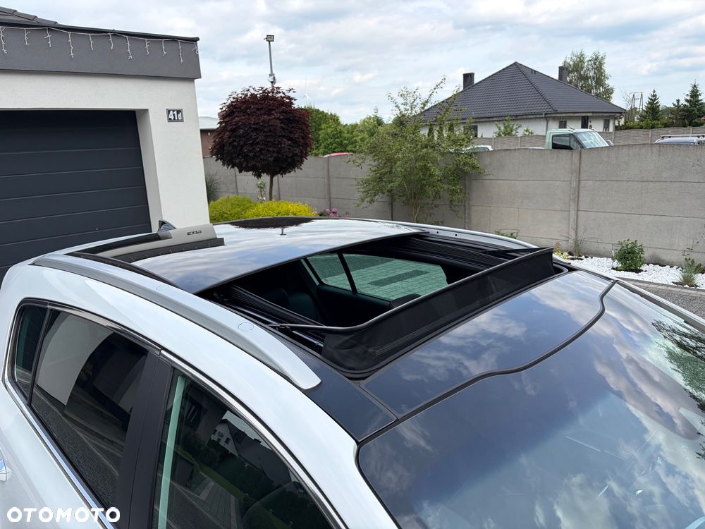 Kia Sportage 2,0 CRDI AWD GT Line - 4