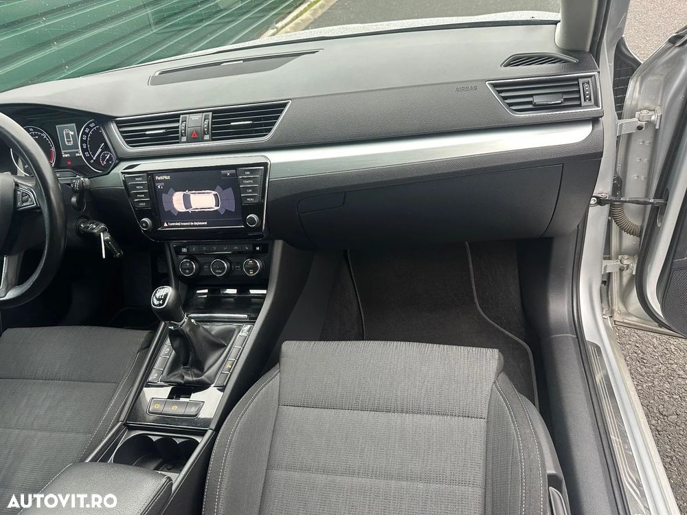 Skoda Superb 2.0 TDI 4X4 Style - 9