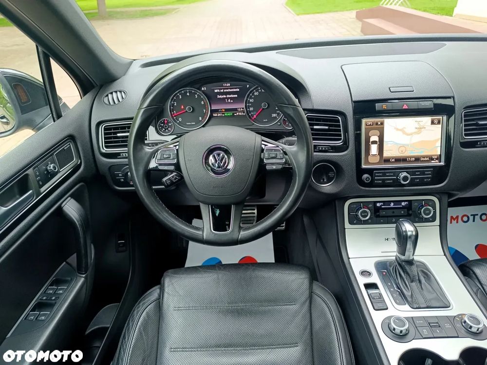 Volkswagen Touareg - 27