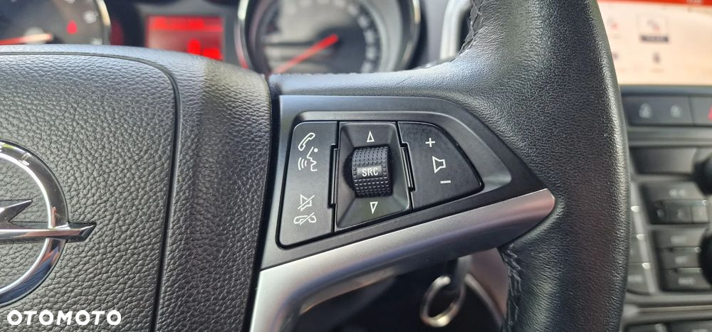 Opel Astra 1.4 Turbo Cosmo - 30